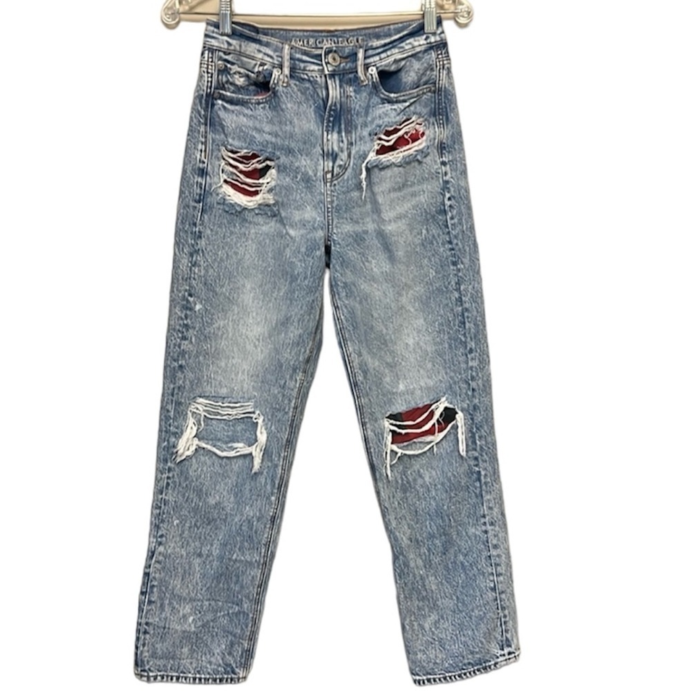 American Eagle Highest Rise Ripped 90S Boyfriend Acid Wash Jeans size 4